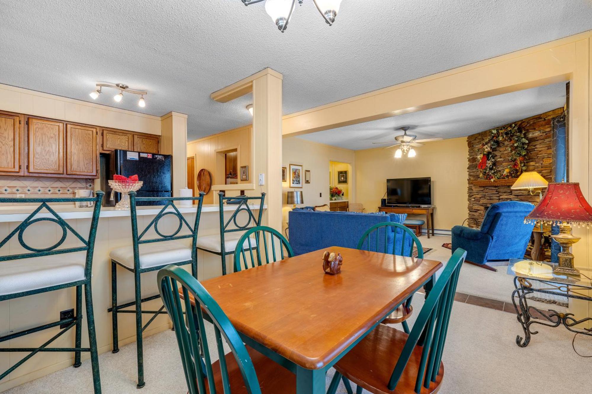 Pinnacle Beech Mountain Quarto foto