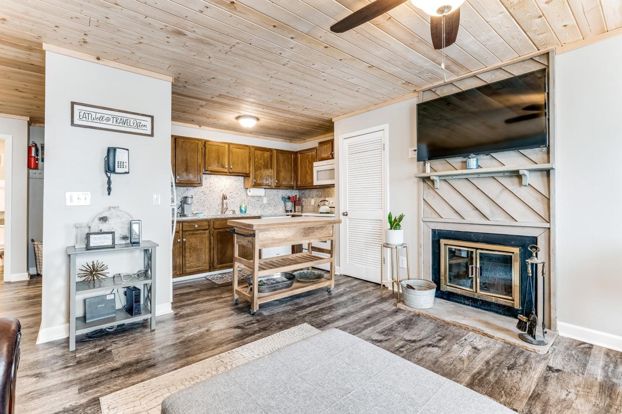 Pinnacle Beech Mountain Quarto foto